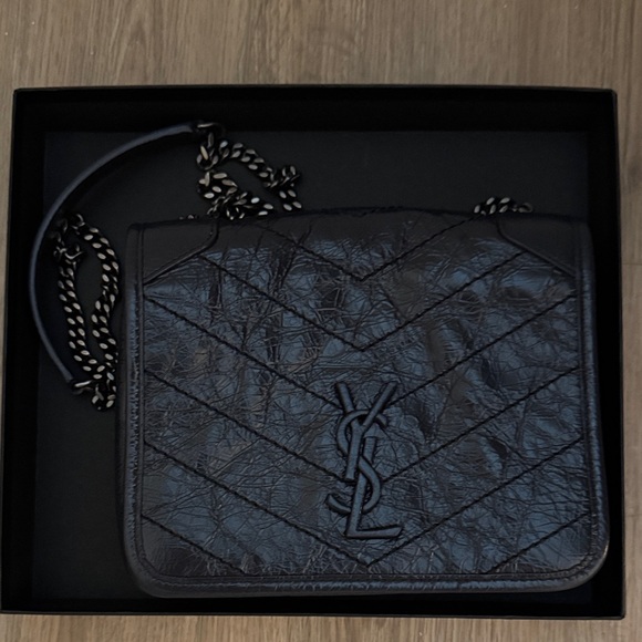 Yves Saint Laurent Crinkled Niki Chain Wallet in deep marine - Picture 1 of 15